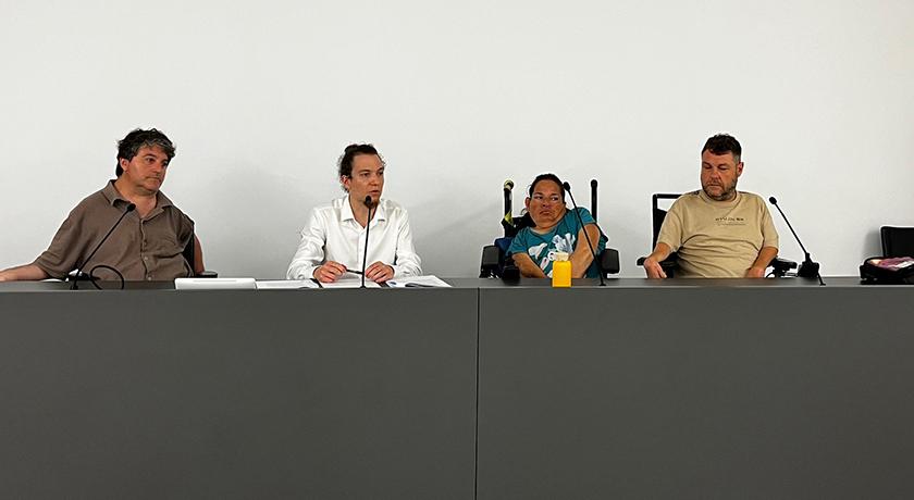 Demanda per l'incompliment de la sentència que obliga l'IMET a augmentar la flota de taxis adaptats