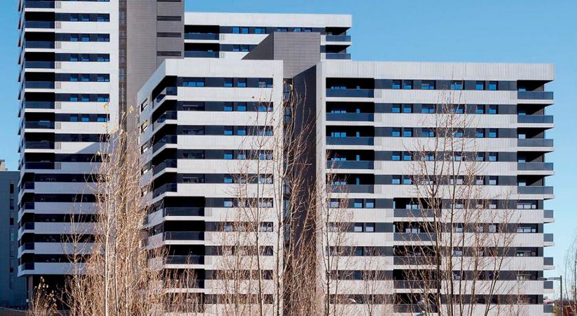Obliguen Inmo Criteria a reconèixer el dret a compra del bloc de lloguer social de Porta Nord