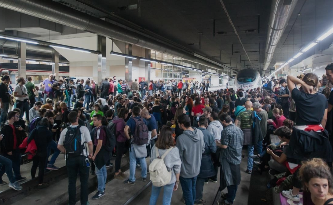 Atchivada la causa por la ocupación de las vías del AVE con motivo de la huelg general del 8-N 2017