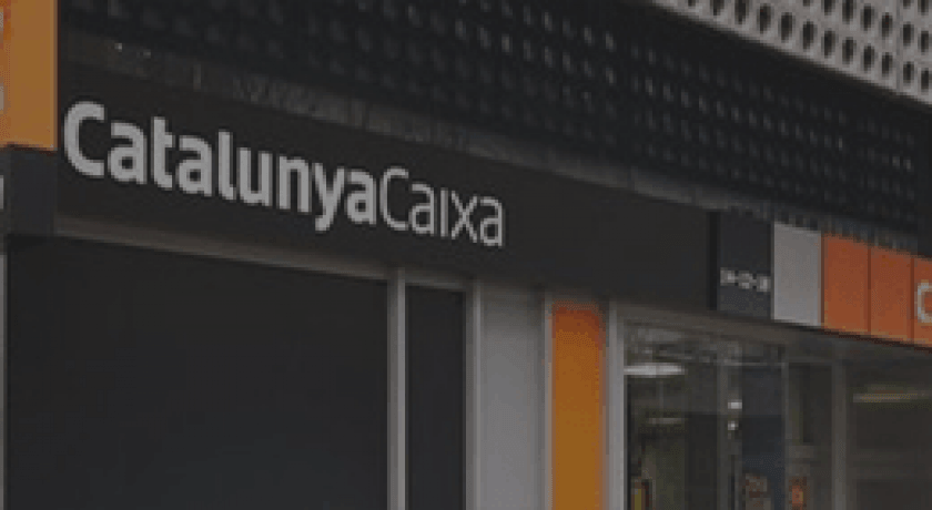 Catalunya Banc denega les sol·licituds d'arbitratge dels clients de l'entitat amb preferents i deute subordinat per un valor superior a 40.000 €. La mesura contravé greument els criteris bàsics enunciats pel FROB per tal d'afavorir l'accés a la via arbitral